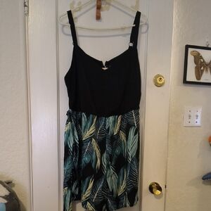 NWT BloomChic | Black and Green Leaf Pattern Romper
